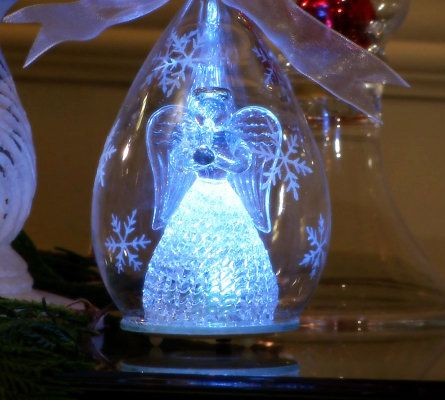 Set of 2 glass LED ornaments